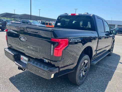New 2025 Ford F150 Lightning Flash image 25