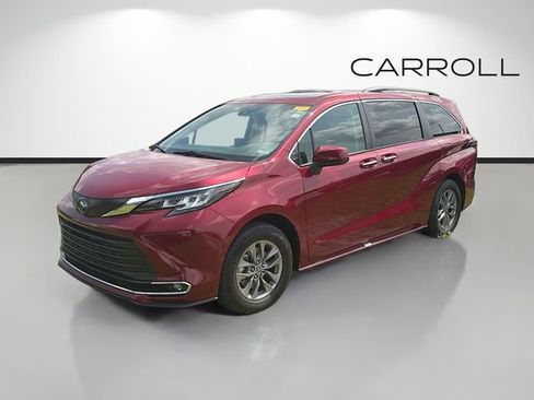 Used 2022 Toyota Sienna XLE FWD image 7