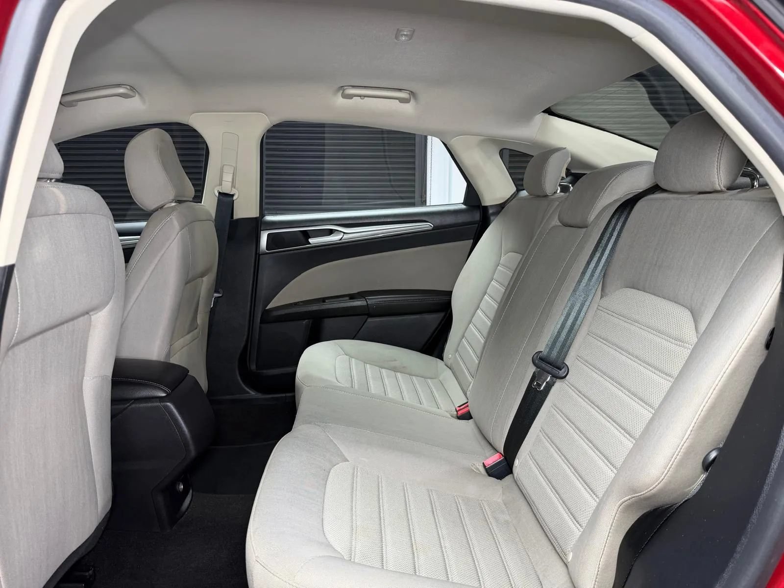 Used 2020 Ford Fusion S FWD image 17