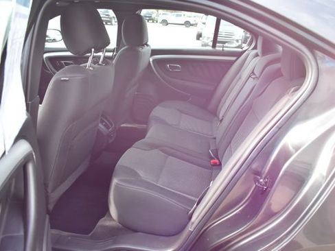 Used 2017 Ford Taurus SEL FWD image 28
