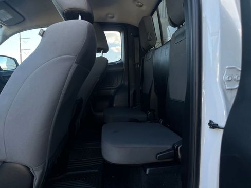 Used 2021 Toyota Tacoma SR RWD image 23