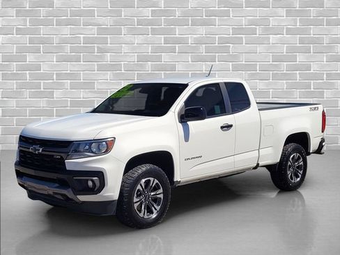 Certified 2022 Chevrolet Colorado Z71 w/ Safety Package AWD/4WD image 10
