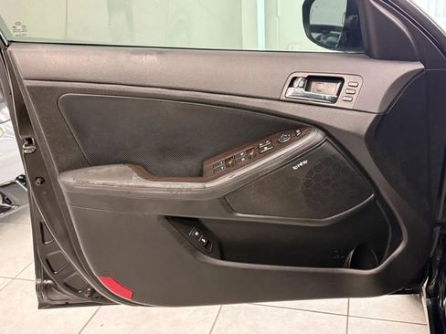 Used 2013 Kia Optima SX w/ Limited Pkg FWD image 13