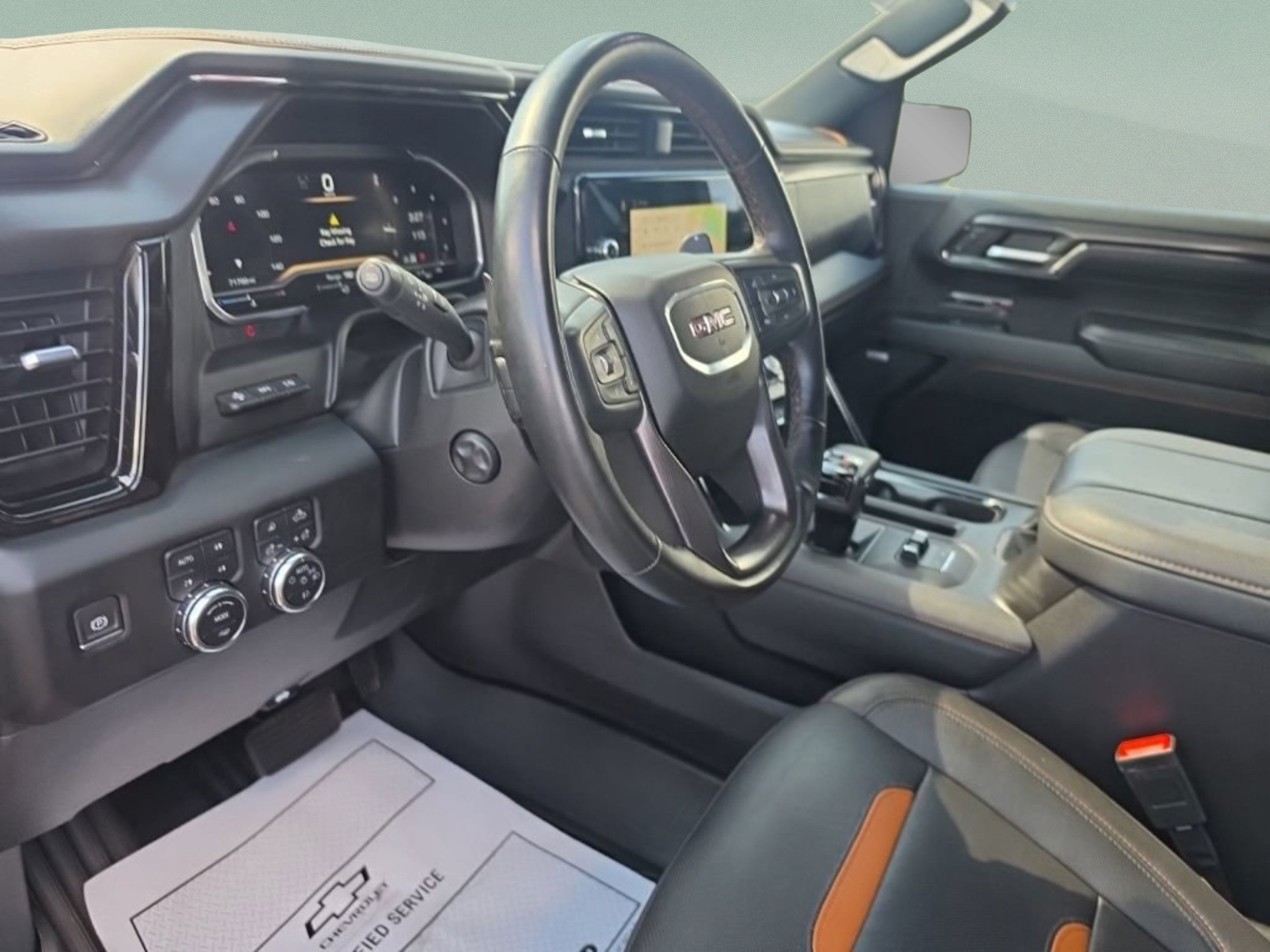 Used 2023 GMC Sierra 1500 AT4 w/ AT4 Premium Package AWD/4WD image 13