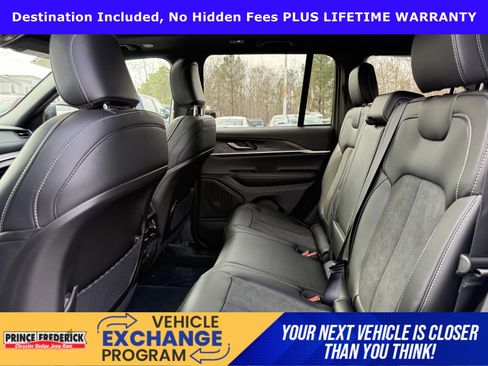 New 2026 Jeep Grand Cherokee Altitude AWD/4WD image 13