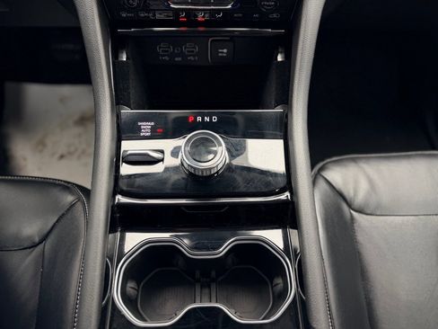 Used 2022 Jeep Grand Cherokee Limited image 18