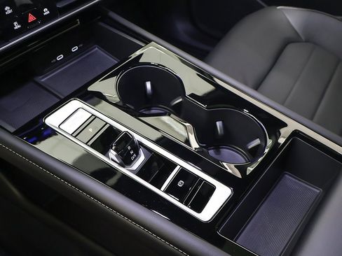 New 2024 Volkswagen Atlas Cross Sport SEL R-Line image 56