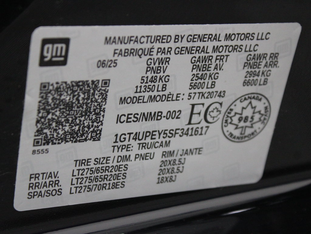 Used 2025 GMC Sierra 2500 AT4 AWD/4WD image 85