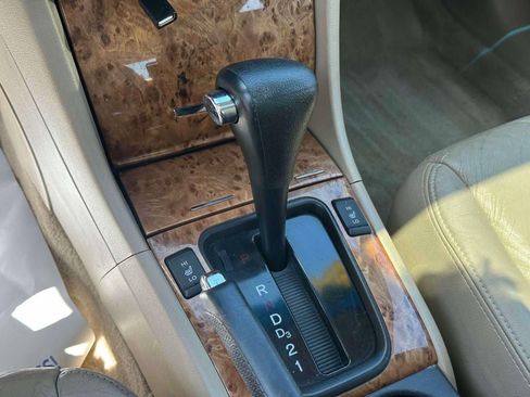 Used 2005 Honda Accord EX-L image 29