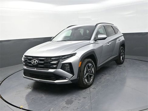 New 2025 Hyundai Tucson SEL image 4