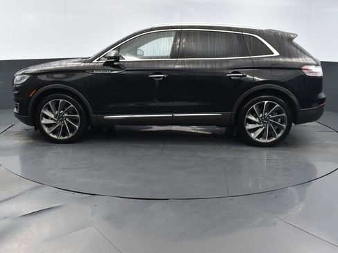 Used 2019 Lincoln Nautilus Reserve image 2