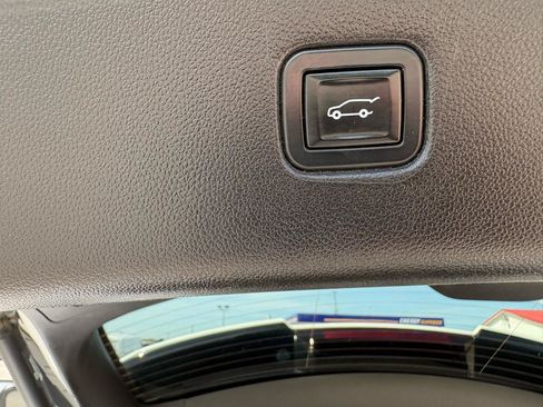 Used 2020 Chevrolet Blazer LT FWD image 61
