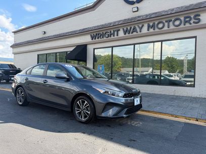 Used 2024 Kia Forte LXS