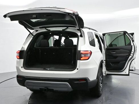 Used 2024 Honda Pilot TrailSport image 52