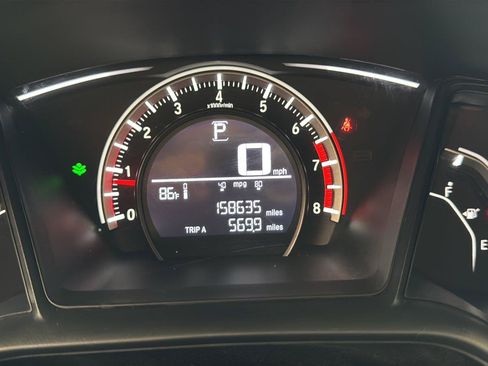 Used 2018 Honda Civic Sport image 15