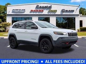 Used 2019 Jeep Cherokee Trailhawk AWD/4WD video 1