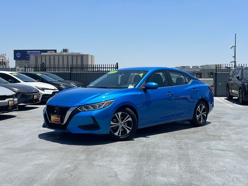 Used 2023 Nissan Sentra SV FWD image 2