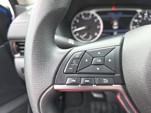 Used 2024 Nissan Sentra SV image 15