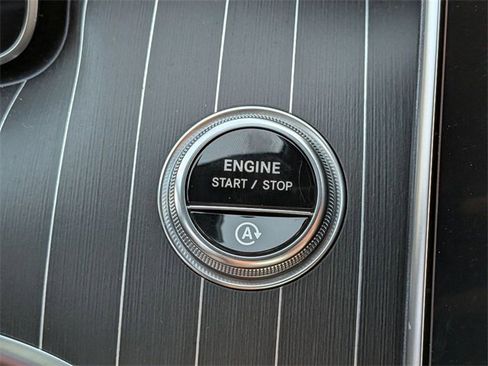 Used 2024 Mercedes-Benz C 300 4MATIC Sedan image 22