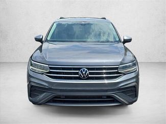 Used 2024 Volkswagen Tiguan SE FWD video 2