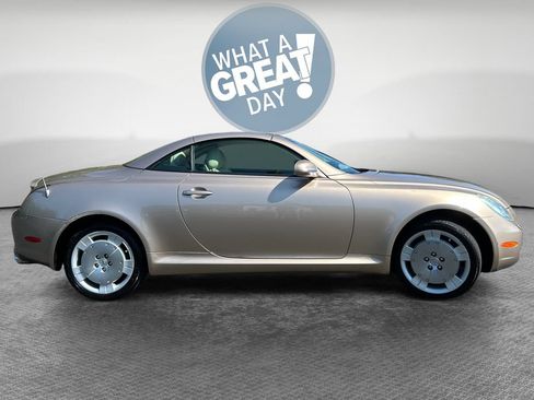 Used 2002 Lexus SC 430 Convertible RWD image 2
