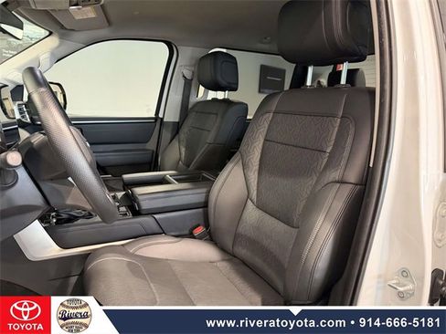 Used 2023 Toyota Tundra Limited image 14