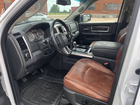 Used 2011 RAM 1500 Laramie Longhorn w/ Protection Group AWD/4WD image 13
