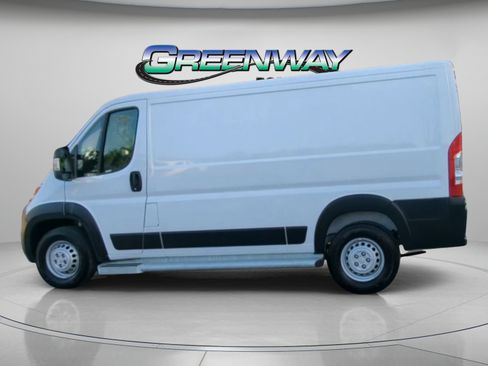 Used 2025 RAM ProMaster 2500 w/ U-Haul Equipment Group FWD image 19