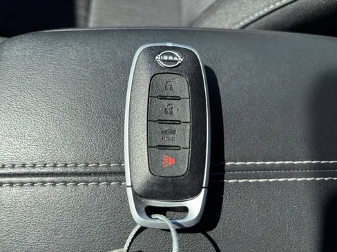 Used 2025 Nissan Sentra SV FWD image 21