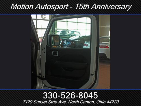 Used 2021 Jeep Wrangler Unlimited Sahara image 37