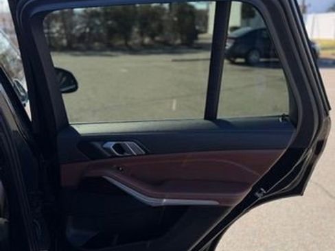 Used 2023 BMW X5 xDrive40i w/ Premium Package image 26