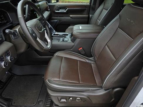 Used 2024 GMC Sierra 2500 Denali w/ Denali Reserve Package AWD/4WD image 27