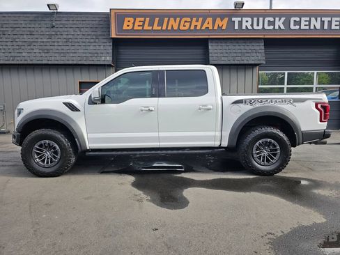 Used 2019 Ford F150 Raptor w/ Equipment Group 802A Luxury AWD/4WD image 2
