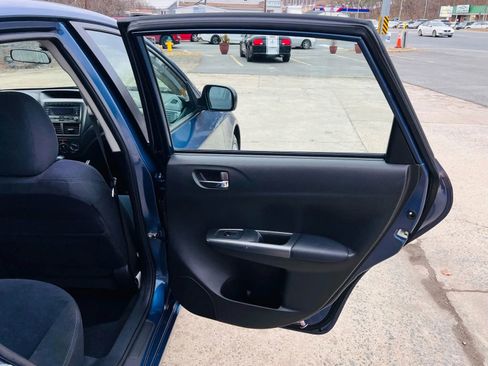 Used 2011 Subaru Impreza 2.5i image 19