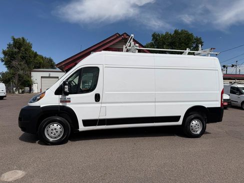 Used 2021 RAM ProMaster 2500 FWD image 5