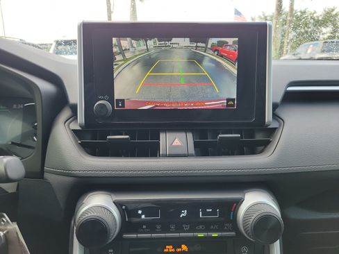 Used 2024 Toyota RAV4 LE FWD image 27