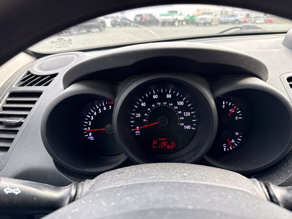 Used 2013 Kia Soul FWD image 13