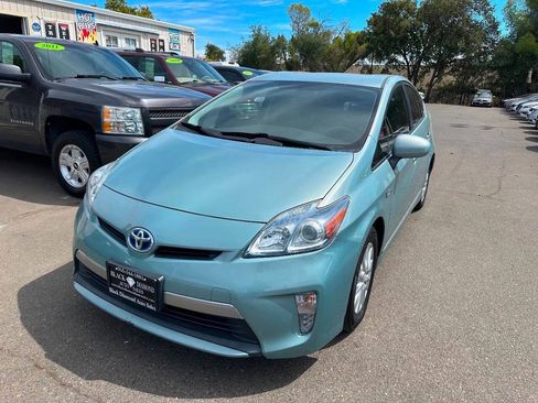 Used 2014 Toyota Prius Prime Plug-In Hybrid FWD image 1