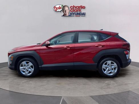 Used 2026 Hyundai Kona SE FWD image 2