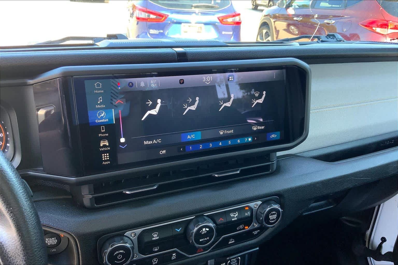 Used 2025 Jeep Gladiator Sport AWD/4WD image 32