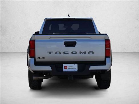 Used 2024 Toyota Tacoma TRD Off-Road AWD/4WD image 7