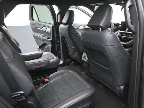 New 2026 Ford Explorer ST image 12