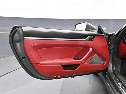 Used 2024 Porsche 911 Carrera S RWD image 8