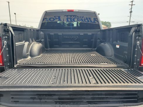 Used 2019 Ford F150 XLT w/ Equipment Group 302A Luxury AWD/4WD image 29