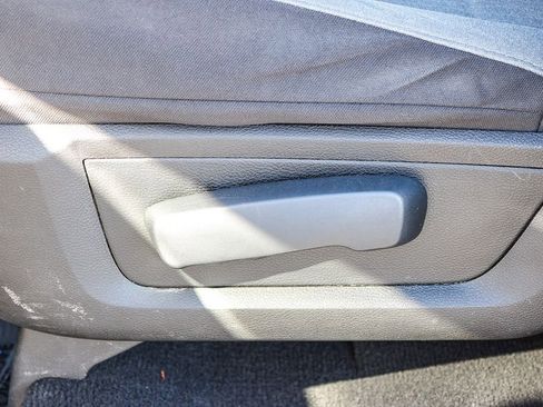 Used 2024 RAM 1500 Classic SLT image 21