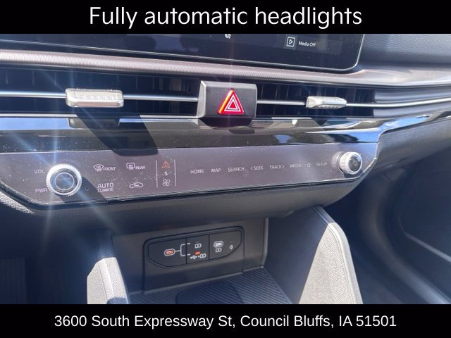 Used 2026 Kia Sportage EX FWD image 25