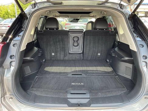 Used 2020 Nissan Rogue SL w/ Premium Package AWD/4WD image 23