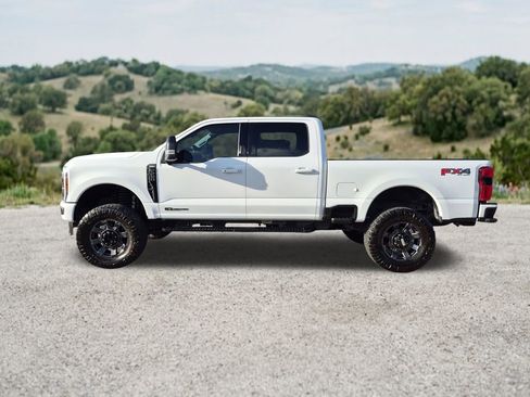 Used 2024 Ford F250 Lariat w/ Sport Appearance Package AWD/4WD image 5