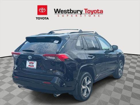 Certified 2024 Toyota RAV4 SE image 6
