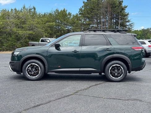 Used 2025 Nissan Pathfinder Rock Creek AWD/4WD image 6
